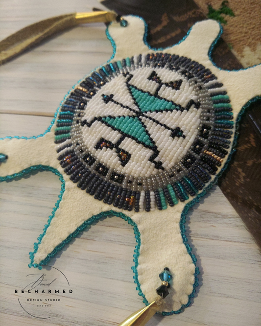 Umbilical Amulets: a Reawakened Tradition