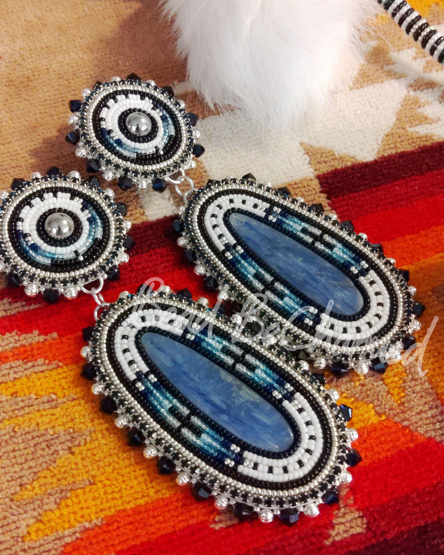 Purses, 'Nordic Mini Set' - Handbeaded 3-Piece Coin Purse, Earrings and Wristlet Set